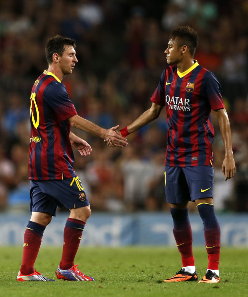 场激烈的竞 场激烈的竞